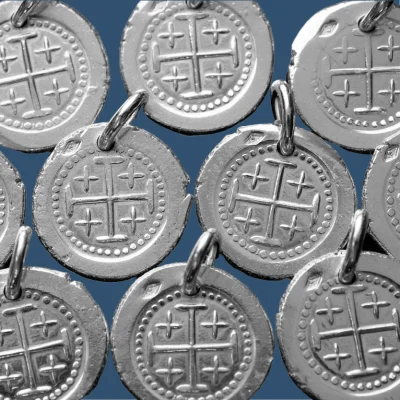 Médaille frappée en argent Croix de Jérusalem – P24 – 15mm