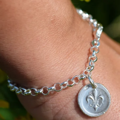 Bracelet médailles personnalisé en argent